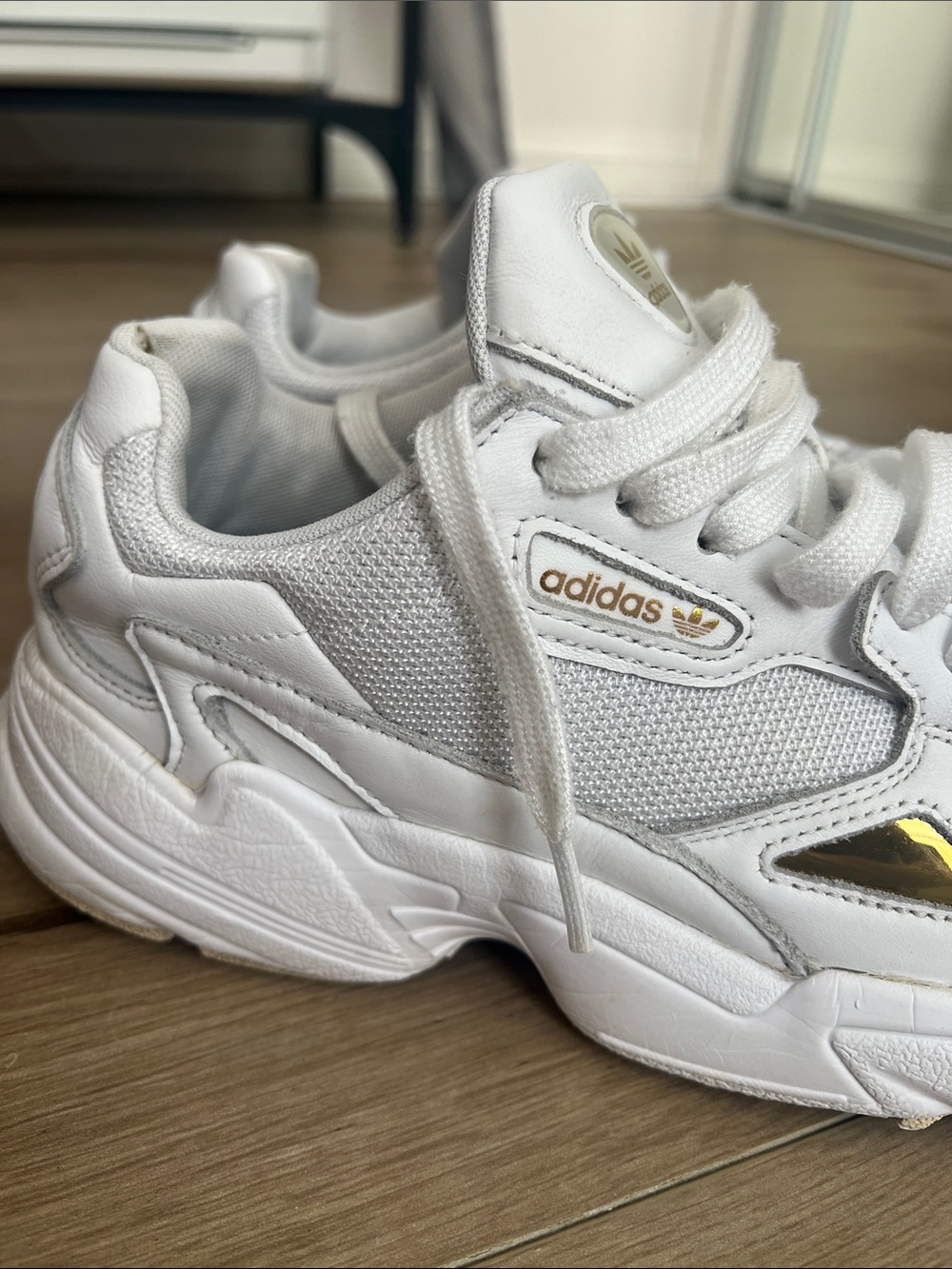 Adidas Women's Falcon Sneakers Size 8.5 - Picture 10 of 12